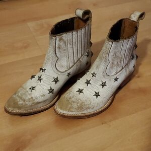 Distressed White Boot